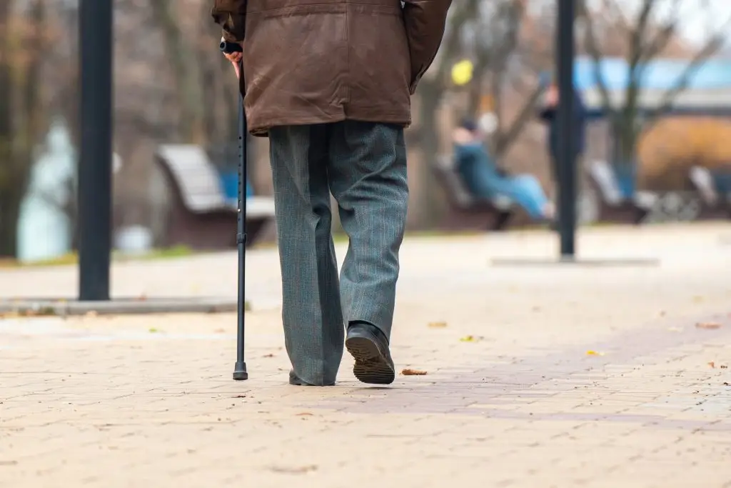 what is antalgic gait? gait disorders and treatment options balance and gait